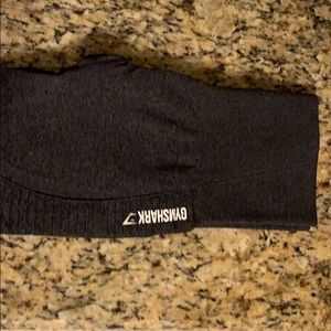 Cropped GymShark legging.